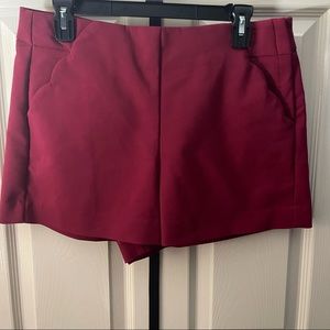 Candie’s Scallop Pockets Burgundy Dress Shorts